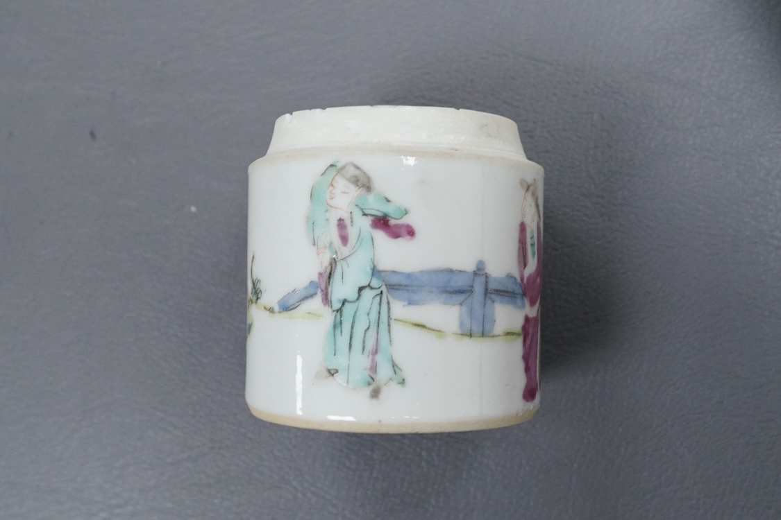 A 19th century Chinese famille rose brushpot, 22cm high, and a small pot (without cover)